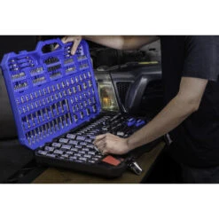 Kobalt 299-Piece Mechanic's Tool Set With Case - Metric And SAE -Kobalt 14195526e L