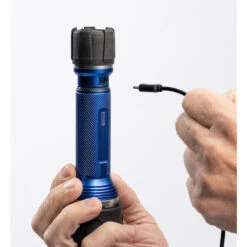 Kobalt Rechargeable - 600 Lumens LED Flashlight -Kobalt 19225284b L