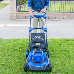Kobalt 40 V Cordless Brushless Motor Lawn Mower - 20-in